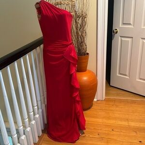 Betsy Adam’s red dress with diamonds on the shoulder. Made in USA 🇺🇸